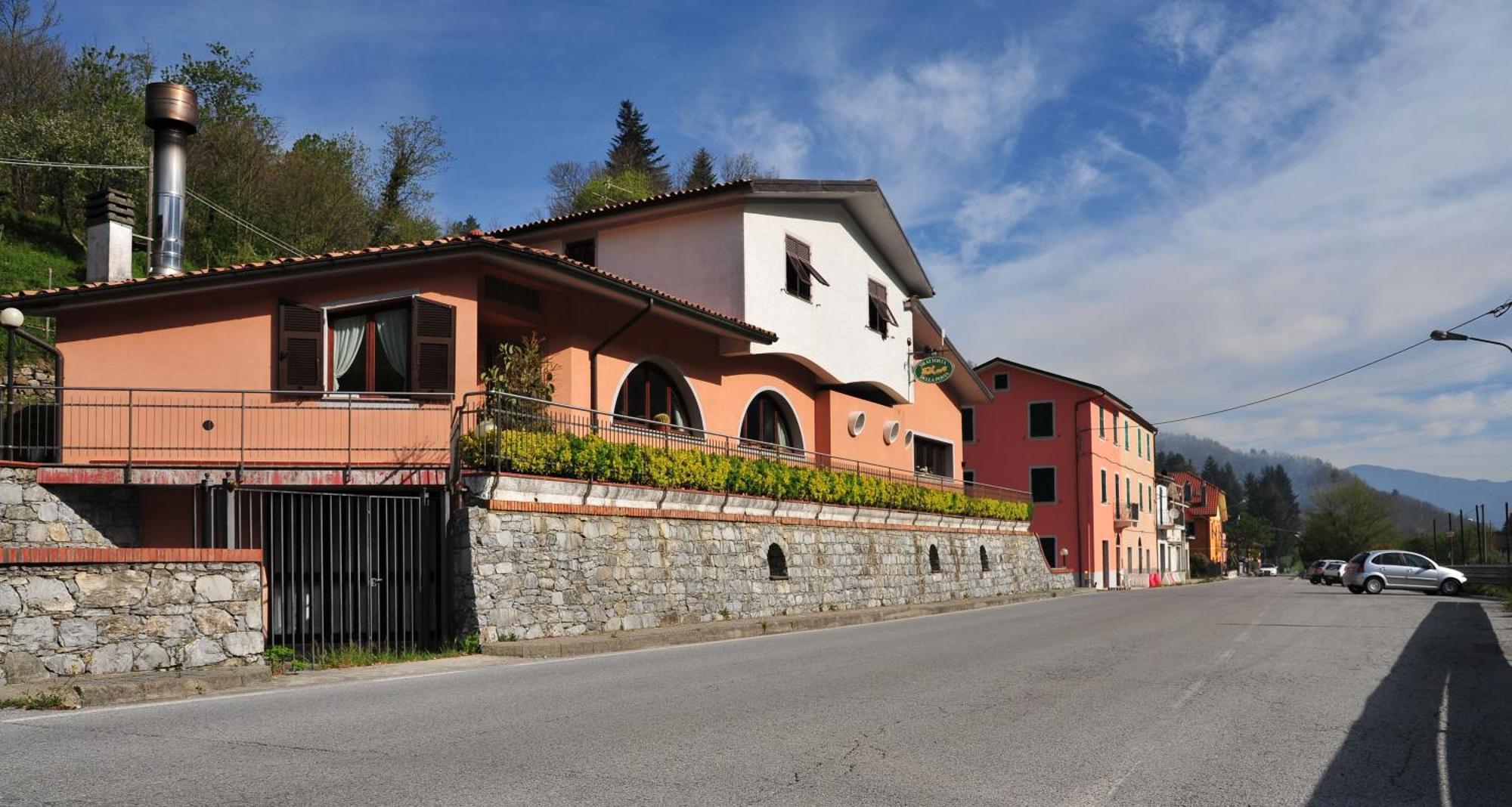 Affittacamere B&B Trattoria Della Posta Maissana Exterior photo